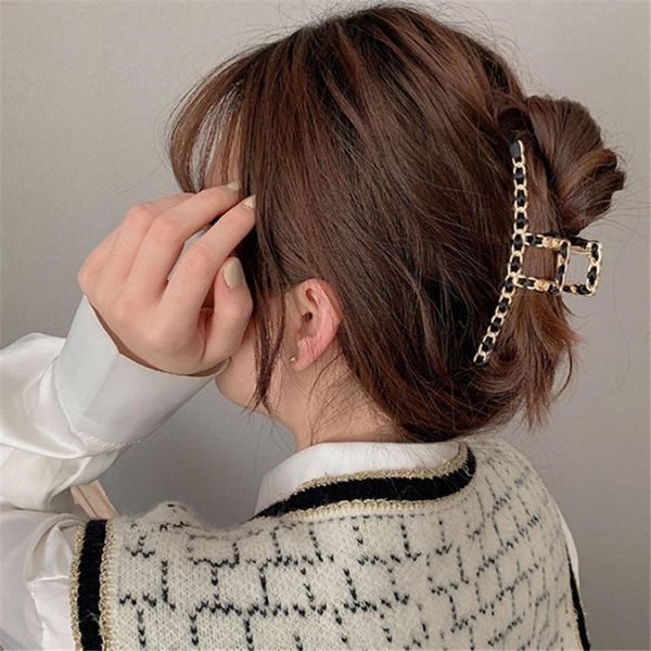hair clips & barrettes aomu 2021 summer romantic simple black beige chain claw irregular geometric hollow big catch clip for women jewelry, Golden;silver
hair clips & barrettes aomu 2021 summer romantic simple black beige chain claw irregular geometric hollow big catch clip for women jewelry, Golden;silver