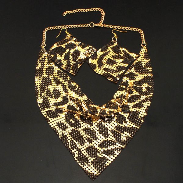 fashion women party jewelry 2-piece set high grade gold silver plated geometric alloy sequins triangle necklace earrings jewelry set
fashion women party jewelry 2-piece set high grade gold silver plated geometric alloy sequins triangle necklace earrings jewelry set