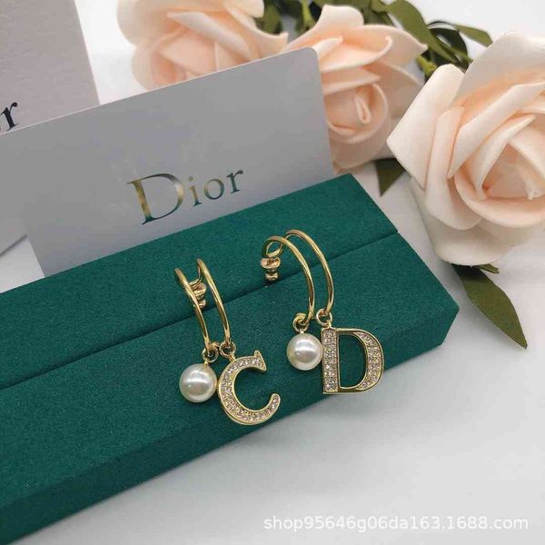 special offer 2021 luxury designer jewelry 21 925 silver needle korea east gate same pearl earrings women fashion temperament wind
special offer 2021 luxury designer jewelry 21 925 silver needle korea east gate same pearl earrings women fashion temperament wind