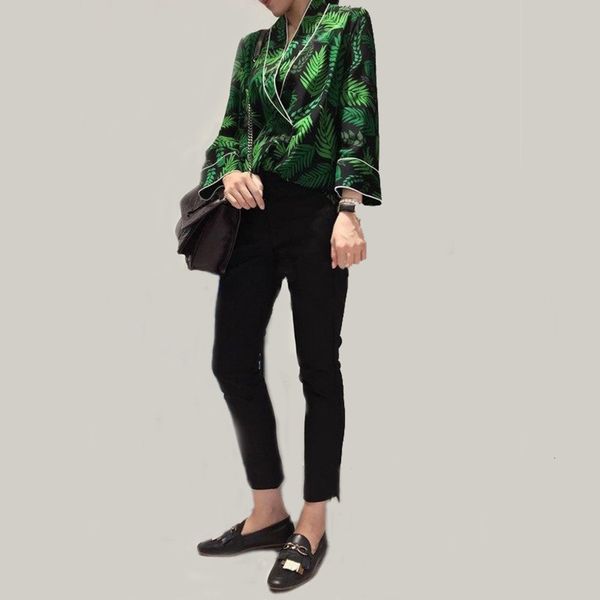 buor2021 spring and summer new pure color simple handsome slim fashion trousers high waist leggings women's pants, Black;white
buor2021 spring and summer new pure color simple handsome slim fashion trousers high waist leggings women's pants, Black;white