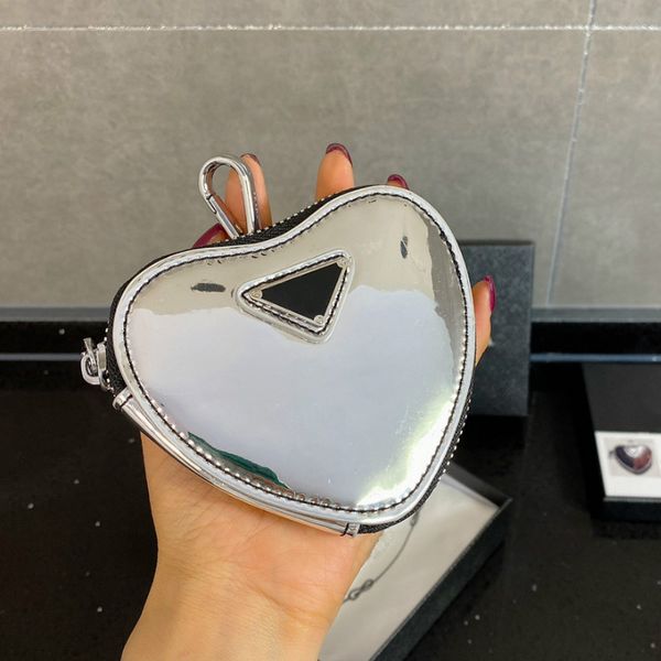 women mini heart purses coin purses girls brand new mini heart wallets cute fashion change bag with box pd21020201, Red;black
women mini heart purses coin purses girls brand new mini heart wallets cute fashion change bag with box pd21020201, Red;black