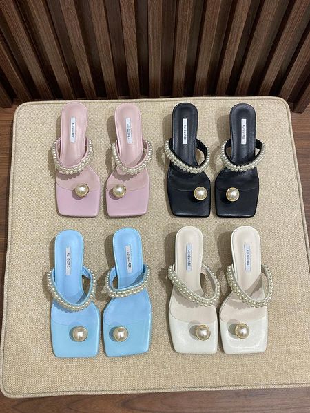 slippers thin heels med rubber flip flops string bead women summer shoes pantofle luxury slides hawaiian flat 2021 designer pu b, Black
slippers thin heels med rubber flip flops string bead women summer shoes pantofle luxury slides hawaiian flat 2021 designer pu b, Black