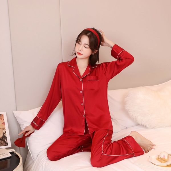 2021 spring autumn new women solid color simple style pajamas set ladies comfort rayon large size loose homewear for femme, Black;red
2021 spring autumn new women solid color simple style pajamas set ladies comfort rayon large size loose homewear for femme, Black;red
