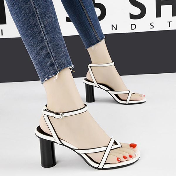 women's sandals black white ladies with mid heels fashion summer lace-up thin high cover heel size 34-39
women's sandals black white ladies with mid heels fashion summer lace-up thin high cover heel size 34-39