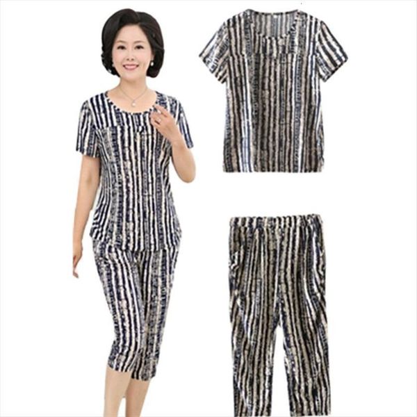 summer milk silk short women tracksuits sleeved suit middle aged plus size print pants grandmother loose 2 pieces suits, Gray
summer milk silk short women tracksuits sleeved suit middle aged plus size print pants grandmother loose 2 pieces suits, Gray