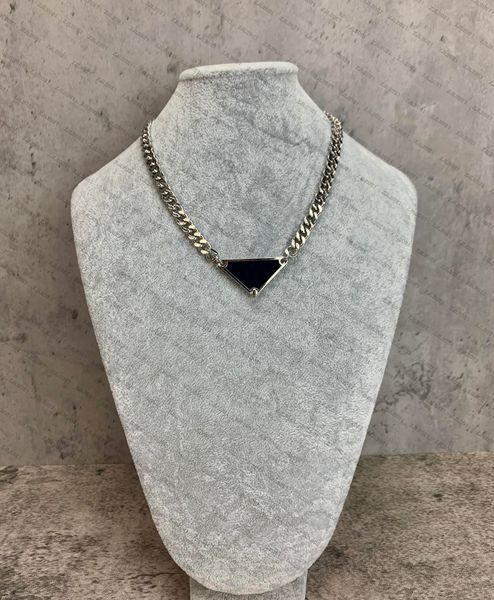 women luxurys designers necklace 2021female luxurys designers necklace gold-plated silver new alloy silver-plated fashion artistic black tri
women luxurys designers necklace 2021female luxurys designers necklace gold-plated silver new alloy silver-plated fashion artistic black tri