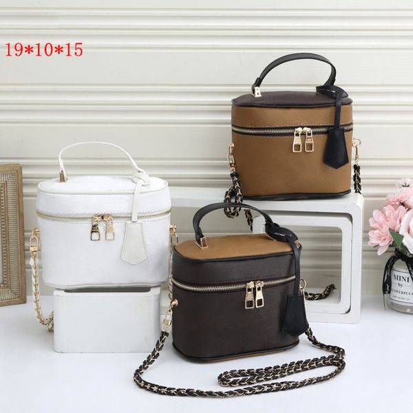 sell well fashion woman totes handbag genuine leather classic pattern design super large capacity gifts bags 08
sell well fashion woman totes handbag genuine leather classic pattern design super large capacity gifts bags 08