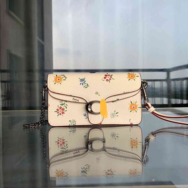 designer bags akend c family with layer of cow leather zhouzhoubao123 old bag flower
designer bags akend c family with layer of cow leather zhouzhoubao123 old bag flower