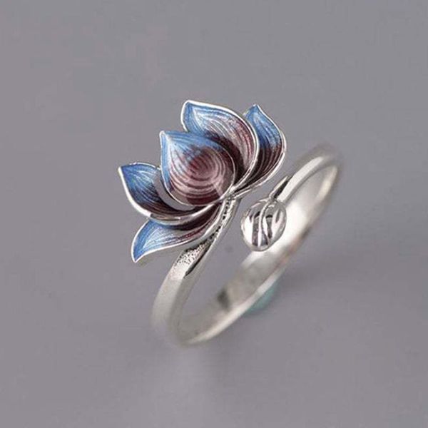 cluster rings vintage gradient cloisonne lotus flower open for women antique silver color retro craftsmanship elegant charm jewelry gift, Golden;silver
cluster rings vintage gradient cloisonne lotus flower open for women antique silver color retro craftsmanship elegant charm jewelry gift, Golden;silver