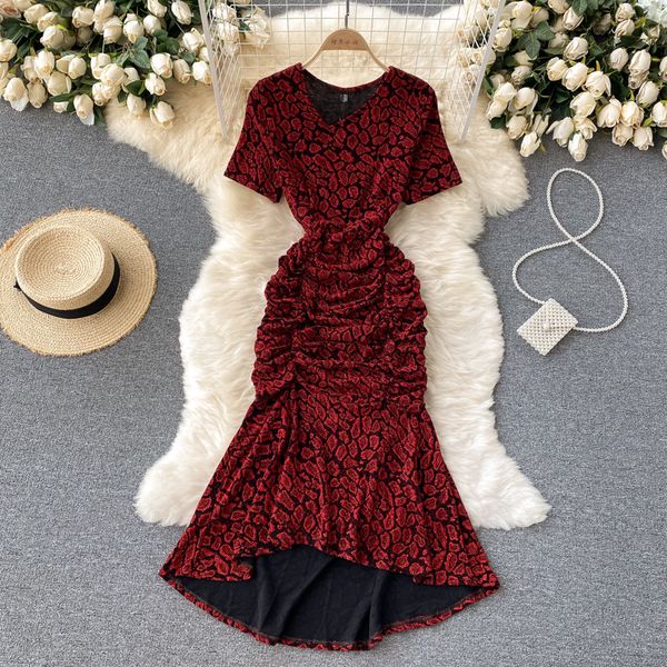 green/red/khaki leopard draped midi dress women summer irregular v-neck short sleeve high waist mermaid vestidos female 2021 new, Black;gray
green/red/khaki leopard draped midi dress women summer irregular v-neck short sleeve high waist mermaid vestidos female 2021 new, Black;gray