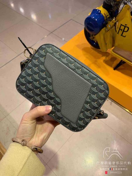 sports faure le page / flp 20 new carrying case bag single shoulder chain women's bag paris counter zlh, Red;black
sports faure le page / flp 20 new carrying case bag single shoulder chain women's bag paris counter zlh, Red;black