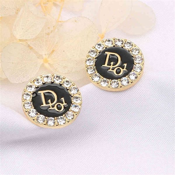 85% off factory clearance new earrings with diamond and oil dripping letters, Golden
85% off factory clearance new earrings with diamond and oil dripping letters, Golden