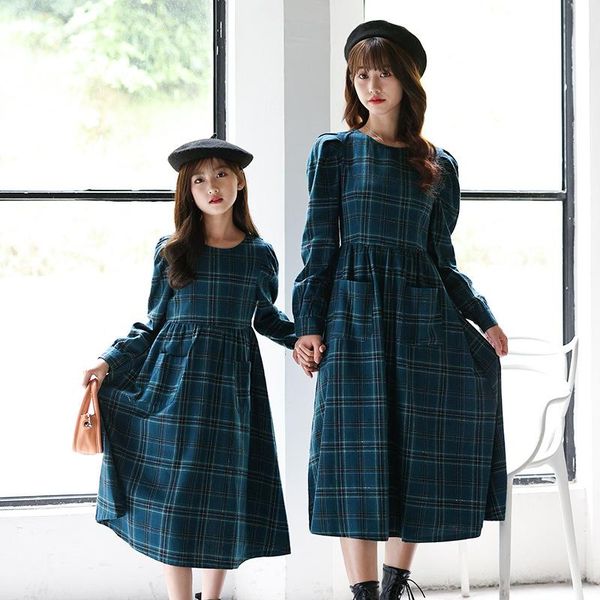 girl's dresses fashion 2021 autumn kid plaid for teenage girls preppy style clothes mother & daughter cotton knee length princess dress, Red;yellow
girl's dresses fashion 2021 autumn kid plaid for teenage girls preppy style clothes mother & daughter cotton knee length princess dress, Red;yellow