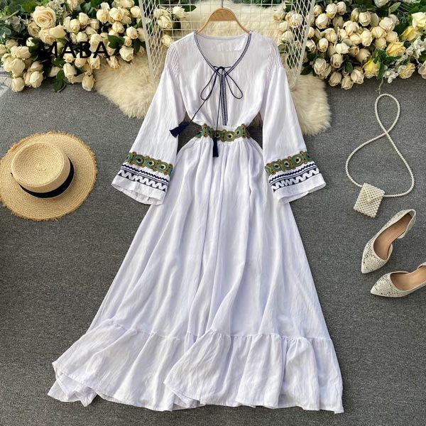 casual dresses bohemian linen dress spring festival women wear v-neck flare sleeve tassel embroidery robe retro leisure national long, Black;gray
casual dresses bohemian linen dress spring festival women wear v-neck flare sleeve tassel embroidery robe retro leisure national long, Black;gray