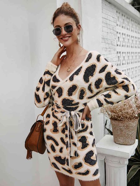 female autumn bandage mini-korean casual leopard v neck long sleeve sweater bodycon wrapped in pencil red dress, Black;gray
female autumn bandage mini-korean casual leopard v neck long sleeve sweater bodycon wrapped in pencil red dress, Black;gray