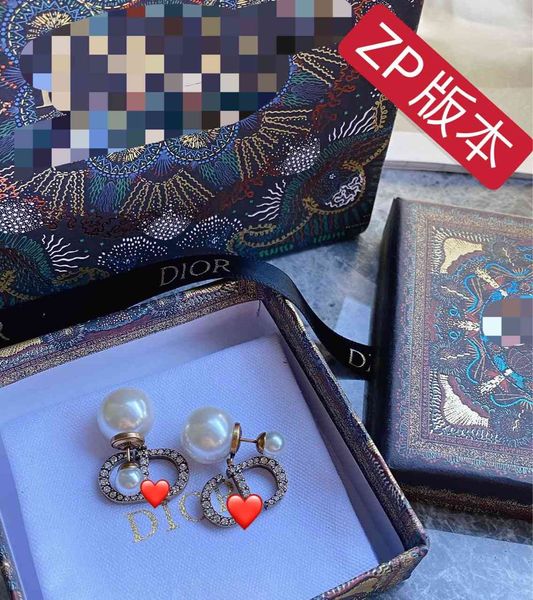 70% off luxury jewelry dijia letter front and back pearl shell earrings full of size beads non junk goods, Golden;silver
70% off luxury jewelry dijia letter front and back pearl shell earrings full of size beads non junk goods, Golden;silver