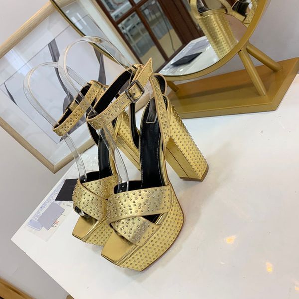 70% off wholesale flip-flops chaussure femme platform sandalias rivets summer ladies runway sandals women super heel shoes female, Black
70% off wholesale flip-flops chaussure femme platform sandalias rivets summer ladies runway sandals women super heel shoes female, Black