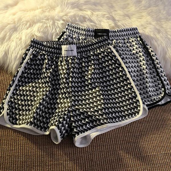 women's shorts korean fashion women wide leg short pant casual loose plaid print soft cotton leisure high waist workout stretch sportwe, White;black
women's shorts korean fashion women wide leg short pant casual loose plaid print soft cotton leisure high waist workout stretch sportwe, White;black