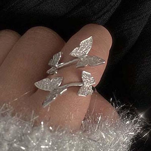 wedding rings fashion women ring butterfly shape micro pave cubic zircon engagement for luxury ladies jewelry gift, Slivery;golden
wedding rings fashion women ring butterfly shape micro pave cubic zircon engagement for luxury ladies jewelry gift, Slivery;golden