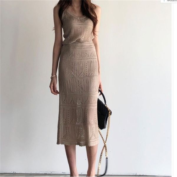 summer high waist skirt knitted 2 piece set women v-neck sleeveless hollow out + long skirts sweater set 210519, White
summer high waist skirt knitted 2 piece set women v-neck sleeveless hollow out + long skirts sweater set 210519, White