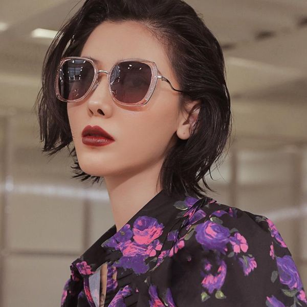 sunglasses polarized for women big frame fashion eyeglasses outdoor travel sun glasses 2201, White;black
sunglasses polarized for women big frame fashion eyeglasses outdoor travel sun glasses 2201, White;black
