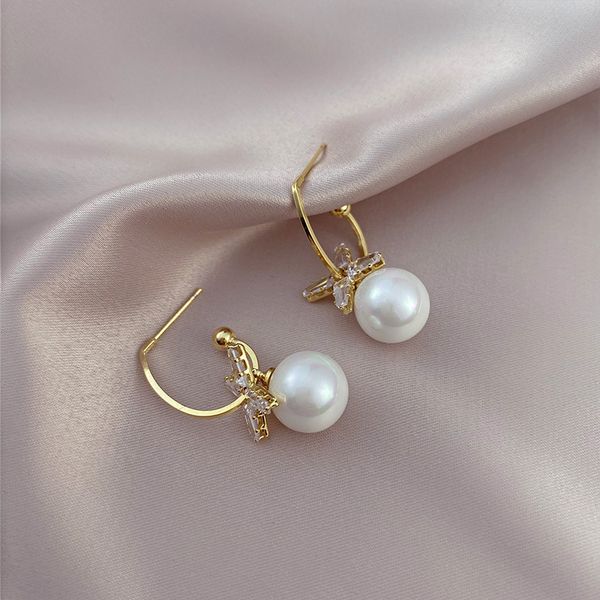 aaa designer jewelry personalized cross zircon pearl earrings for women, Golden;silver
aaa designer jewelry personalized cross zircon pearl earrings for women, Golden;silver