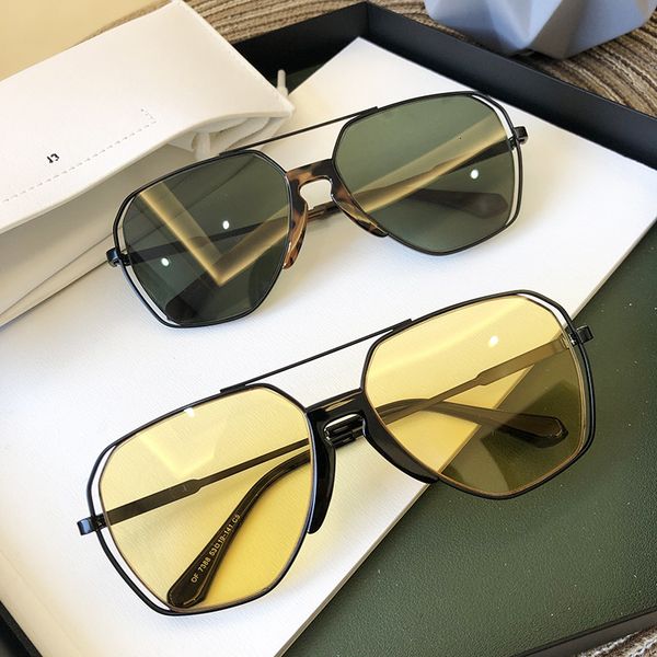 jitter, sunglasses, female box ins street, dark green eye glasses, round face, big red face and the same tiktok glasses., White;black
jitter, sunglasses, female box ins street, dark green eye glasses, round face, big red face and the same tiktok glasses., White;black