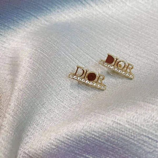 dio/christianrhinestone earrings luxury designer brand stud elegant d letter crystal dangle pearl star eardrop women jewelry gift with box, Red;brown
dio/christianrhinestone earrings luxury designer brand stud elegant d letter crystal dangle pearl star eardrop women jewelry gift with box, Red;brown