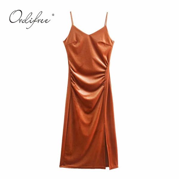 ordi2021 summer women velvet party dress spaghetti strap vintage split long slip casual dresses, Black;gray
ordi2021 summer women velvet party dress spaghetti strap vintage split long slip casual dresses, Black;gray
