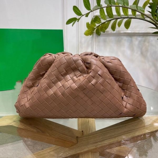 wholesale genuine leather evening bags it cloudy bag handwoven fashion purse for women italy wallet
wholesale genuine leather evening bags it cloudy bag handwoven fashion purse for women italy wallet