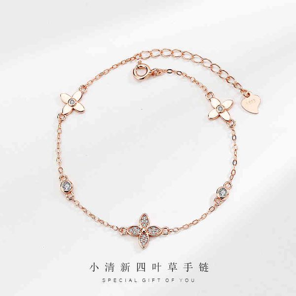 s925 sterling silver lucky clover bracelet female korean version simple inlaid zircon student friend hand jewelry, Golden;silver
s925 sterling silver lucky clover bracelet female korean version simple inlaid zircon student friend hand jewelry, Golden;silver