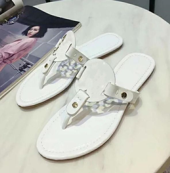 fashion women's casual sandals flat base beach slippers leather shoes female flip flops comfortable hollow out sandal t2197, Black
fashion women's casual sandals flat base beach slippers leather shoes female flip flops comfortable hollow out sandal t2197, Black