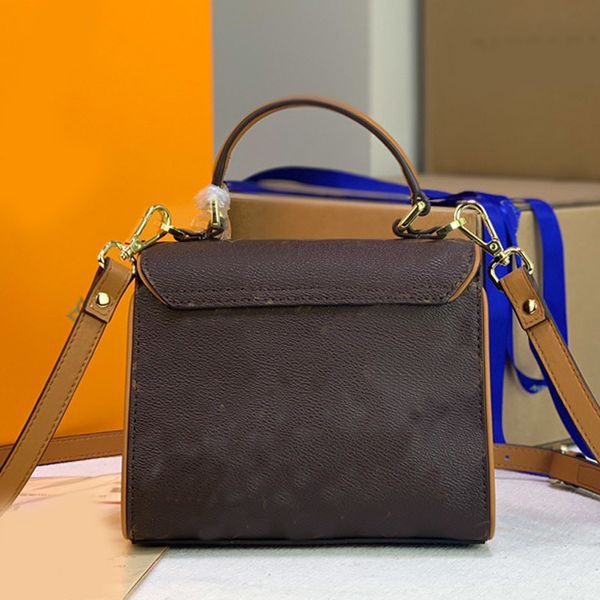 women mini presbyopia small shoulder bag crossbody bags retro mobile phone soft handbag genuine leather hardware lock handbags
women mini presbyopia small shoulder bag crossbody bags retro mobile phone soft handbag genuine leather hardware lock handbags