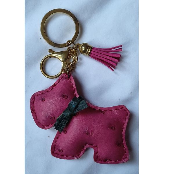 luxury fashion pu leather dog keychain party favor pendant creative car cute key ring bag charm business promotion gift, Silver
luxury fashion pu leather dog keychain party favor pendant creative car cute key ring bag charm business promotion gift, Silver