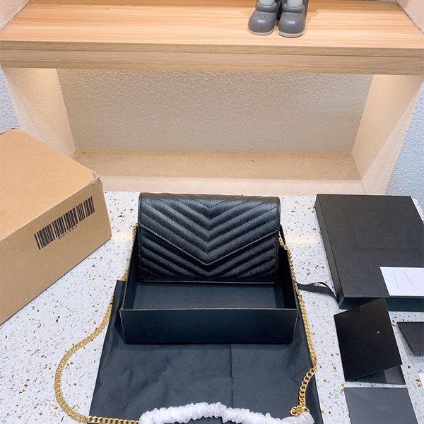 2021 classic chain shoulder bags leather v pattern multicolor chain flap woc designer handbag luxury y 23 cm generous travel wallet messenge
2021 classic chain shoulder bags leather v pattern multicolor chain flap woc designer handbag luxury y 23 cm generous travel wallet messenge