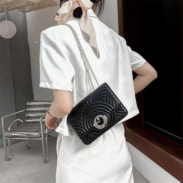 evening bags simple female bag 2021 fashion rhombus embroidered thread pu shoulder retro chain messenger small square
evening bags simple female bag 2021 fashion rhombus embroidered thread pu shoulder retro chain messenger small square