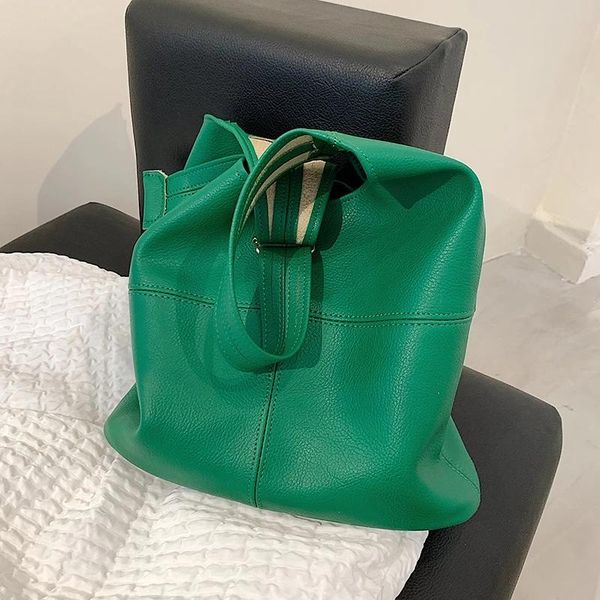 evening bags high capacity shoulder for women 2021 fashion luxury designer big soft pu leather simple purses ladies handbag
evening bags high capacity shoulder for women 2021 fashion luxury designer big soft pu leather simple purses ladies handbag