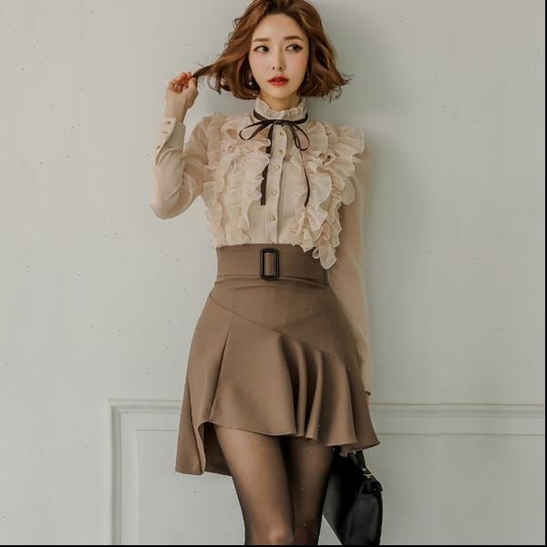 asymmetric printing long sleeves women tracksuits shirt brown pu leather skirt set summer office lady 2 piece, Gray
asymmetric printing long sleeves women tracksuits shirt brown pu leather skirt set summer office lady 2 piece, Gray