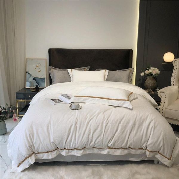 bedding sets 1.8m set japanese carved velvet home textile winter coral bedsheet double-sided short thick duvet cover
bedding sets 1.8m set japanese carved velvet home textile winter coral bedsheet double-sided short thick duvet cover