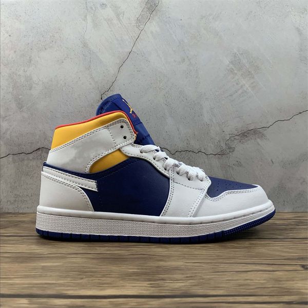1 i royal blue basketball shoes mens womens jumpman 1s laser orange sports sneakers with size
1 i royal blue basketball shoes mens womens jumpman 1s laser orange sports sneakers with size
