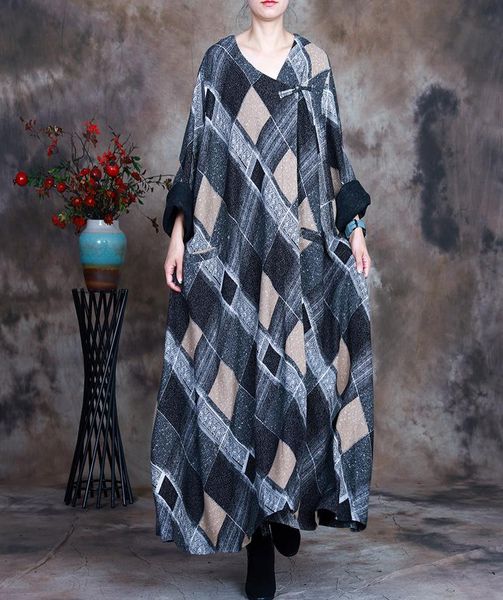 women's wool & blends female autumn plus size plaid outerwear retro disc button cocoon loose casual fashion coat, Black 
women's wool & blends female autumn plus size plaid outerwear retro disc button cocoon loose casual fashion coat, Black