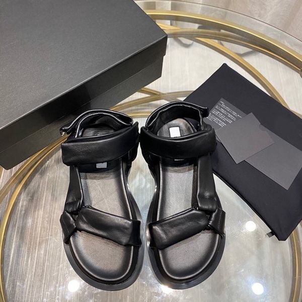 g bag 2021 the latest classic series of waterproofing high heel sandals imported leather with unique 35-40, Black
g bag 2021 the latest classic series of waterproofing high heel sandals imported leather with unique 35-40, Black