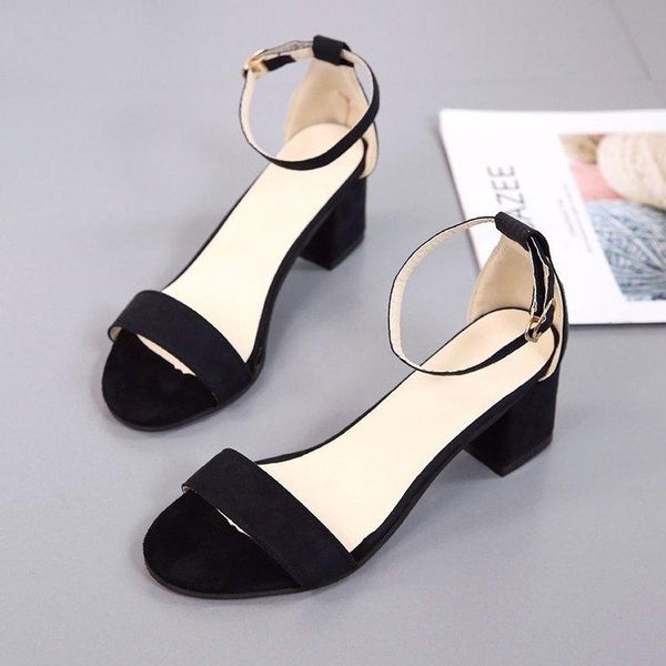 women's shoes 5.5cm high heel 2021 summer suede black student sandals in rome with thick a buckle
women's shoes 5.5cm high heel 2021 summer suede black student sandals in rome with thick a buckle
