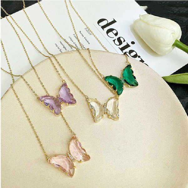 pendant necklaces color crystal butterfly necklace women's fashion alloy glass copper o chain korean party jewelry, Silver
pendant necklaces color crystal butterfly necklace women's fashion alloy glass copper o chain korean party jewelry, Silver