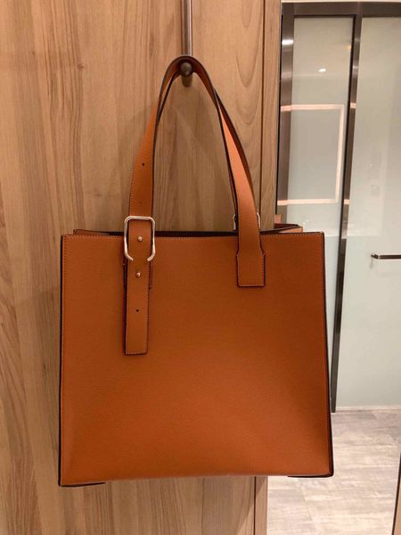 2020 leather sale wallet handbag large fashion women wallet travel genuine 87813 high shopping bag lady quality luxury in cfsu
2020 leather sale wallet handbag large fashion women wallet travel genuine 87813 high shopping bag lady quality luxury in cfsu
