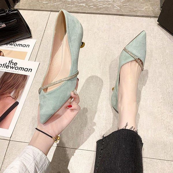 dress shoes 2021 large size 34-40 ladies single spring and autumn fashion all-match pointed shallow mouth high heels, Black
dress shoes 2021 large size 34-40 ladies single spring and autumn fashion all-match pointed shallow mouth high heels, Black