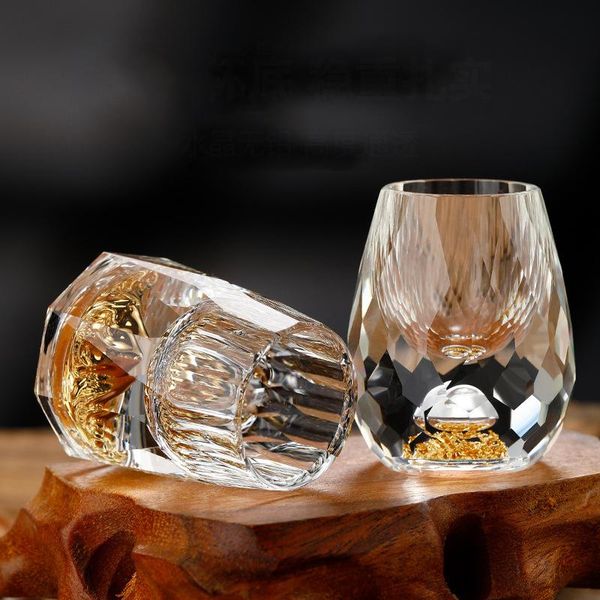 wine glasses 15ml one s lead-crystal whiskey glass with gold button round shaped barware party cups
wine glasses 15ml one s lead-crystal whiskey glass with gold button round shaped barware party cups