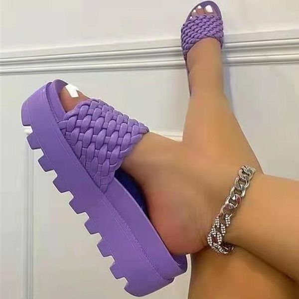 slippers 2021 summer women fashion flat female platform gear shoes pen toed flip flops high quality, Black
slippers 2021 summer women fashion flat female platform gear shoes pen toed flip flops high quality, Black
