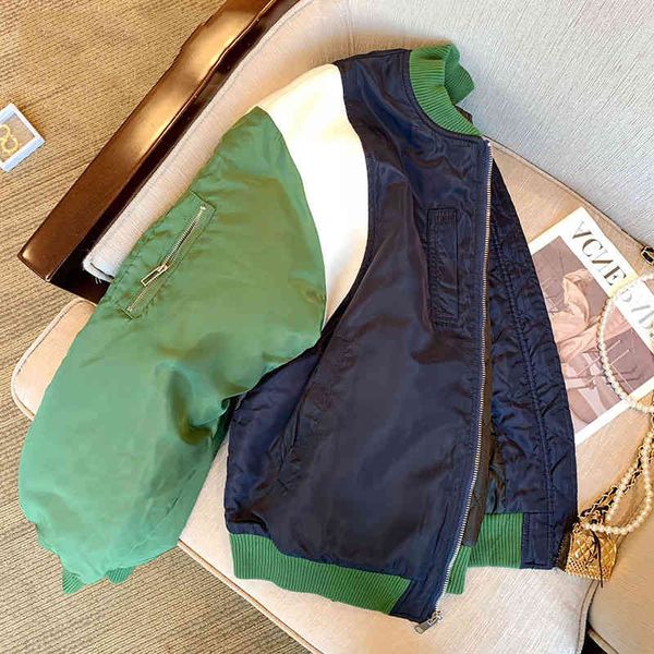 baseball women's 2021 autumn winter new loose stitching contrast cotton plush pilot et, Black;brown
baseball women's 2021 autumn winter new loose stitching contrast cotton plush pilot et, Black;brown
