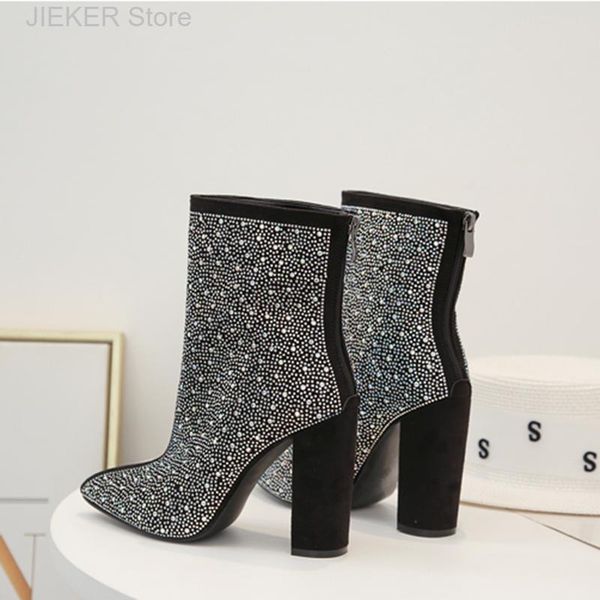 boots after zip ankle 2021 autumn winter fashion flock rhinestone crystal bootties pointed toe woman square heel shoes, Black
boots after zip ankle 2021 autumn winter fashion flock rhinestone crystal bootties pointed toe woman square heel shoes, Black
